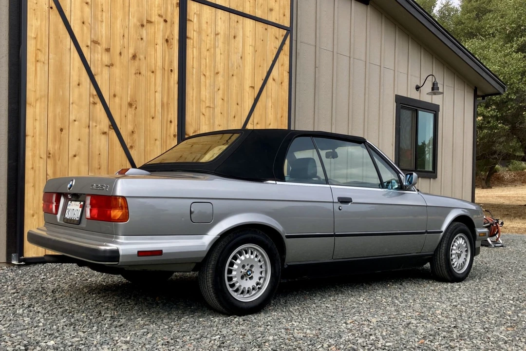 1988 BMW E30 3 Series - Image 8 of 31