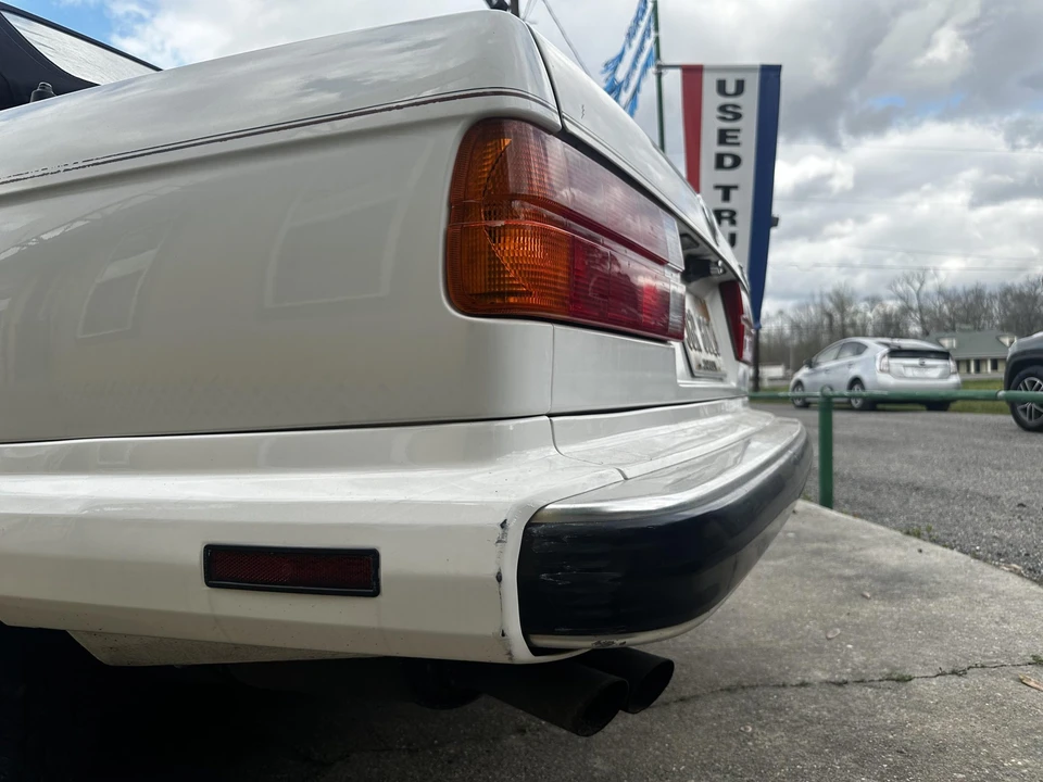 1988 BMW E30 3 Series - Image 17 of 31