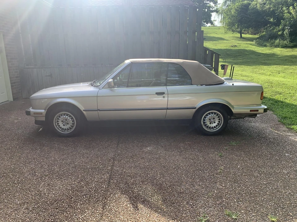 1988 BMW E30 3 Series - Image 13 of 31