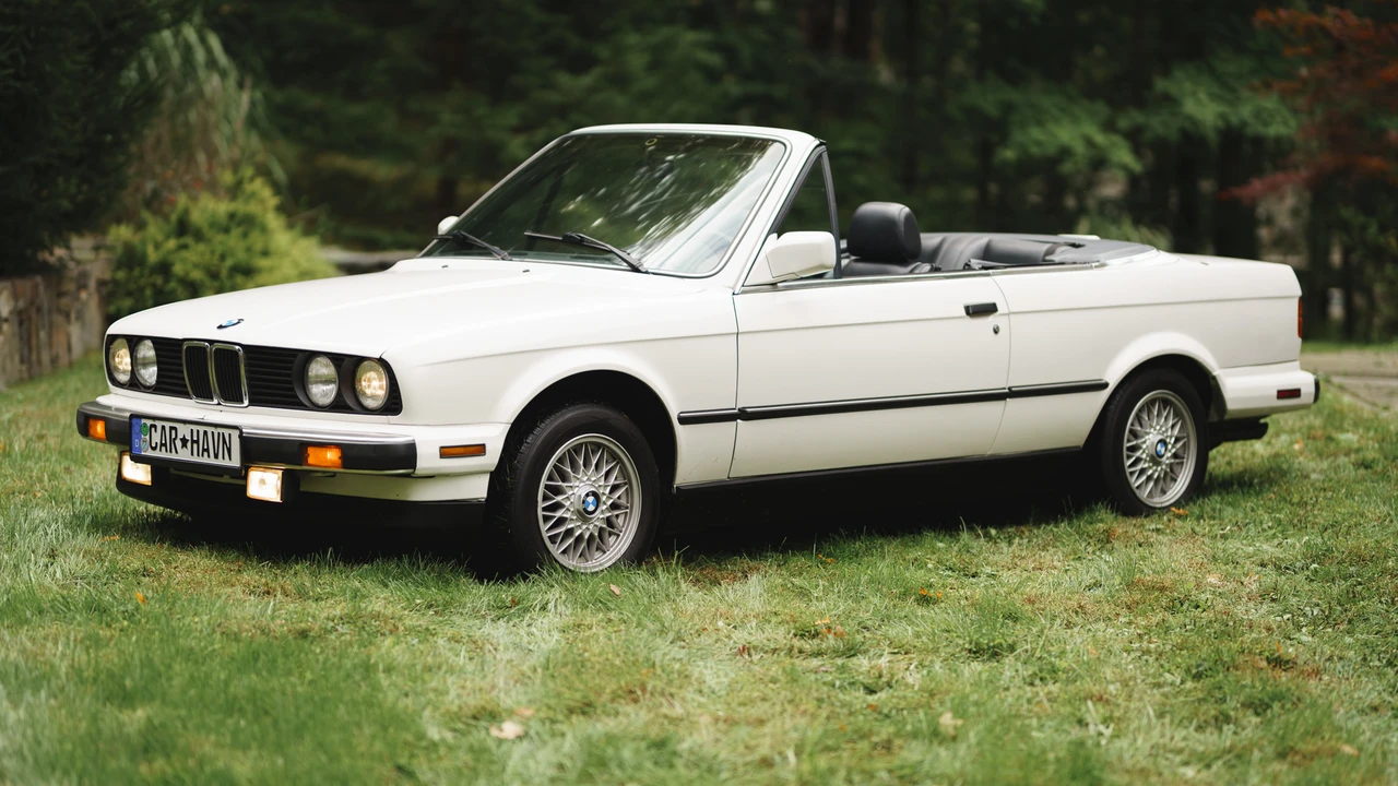 1988 BMW E30 3 Series - Image 17 of 31