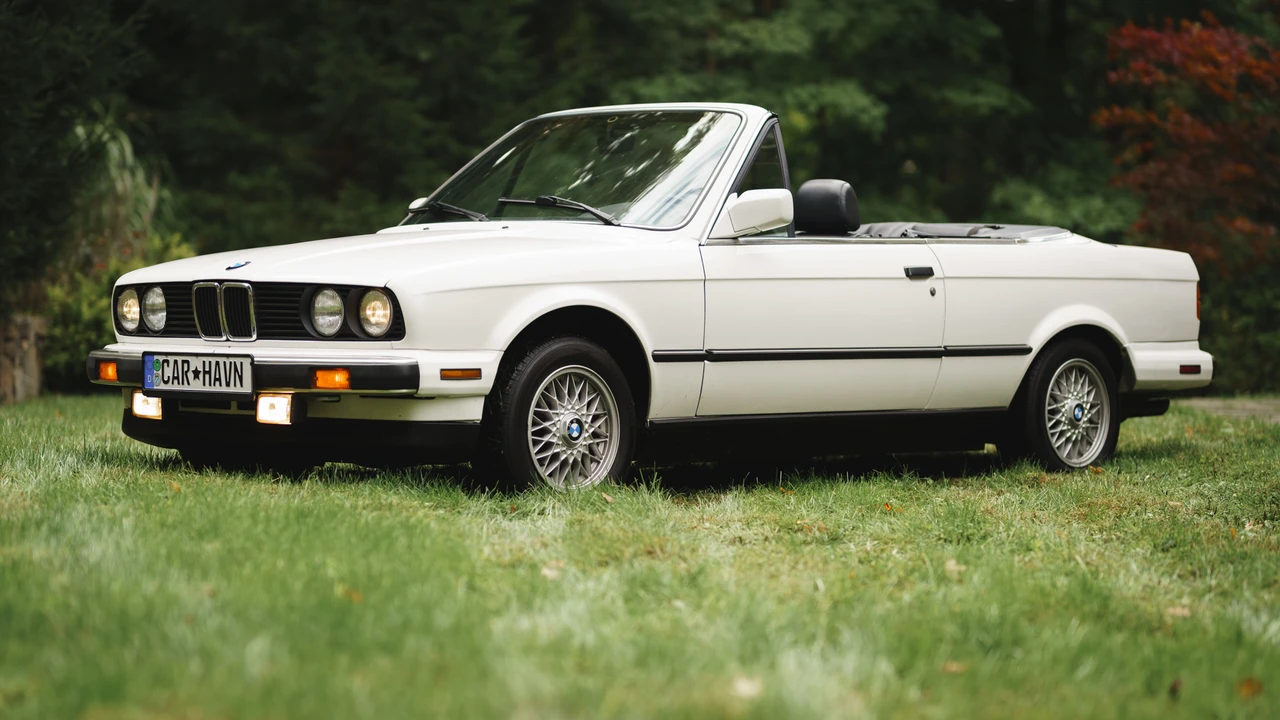 1988 BMW E30 3 Series - Image 18 of 31