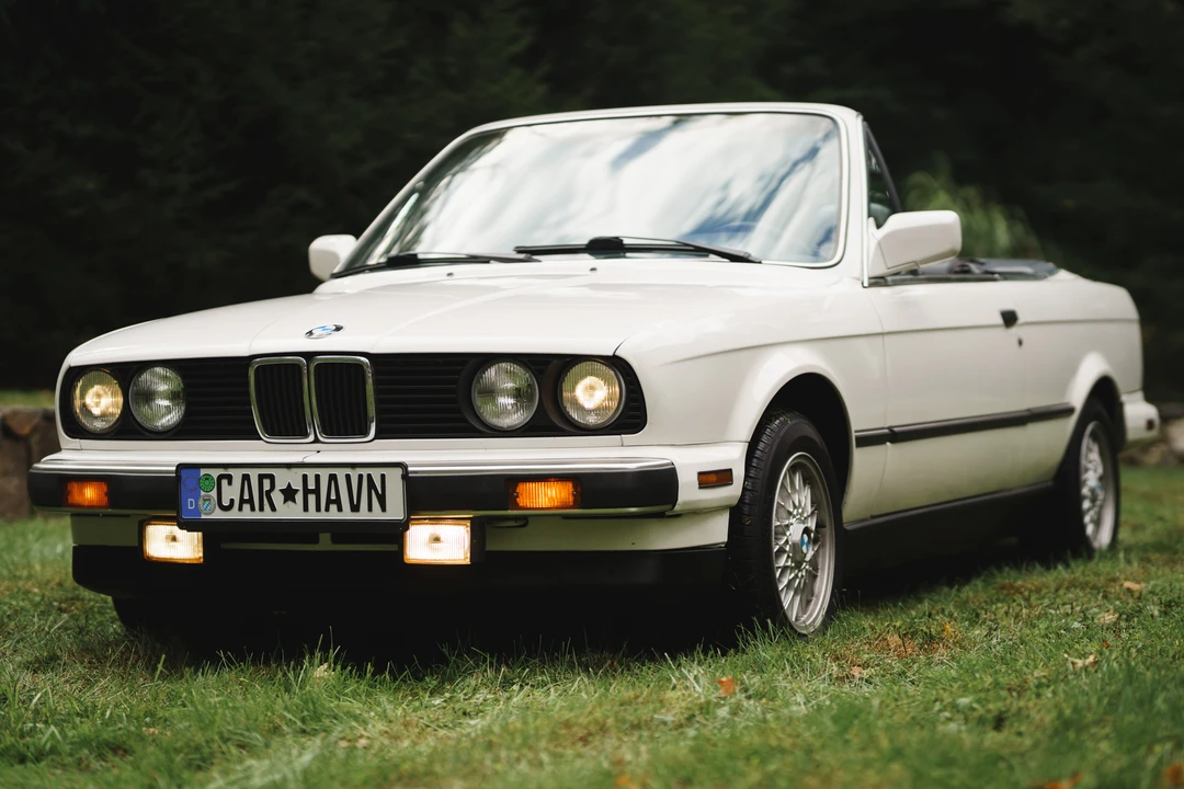1988 BMW E30 3 Series - Image 21 of 31