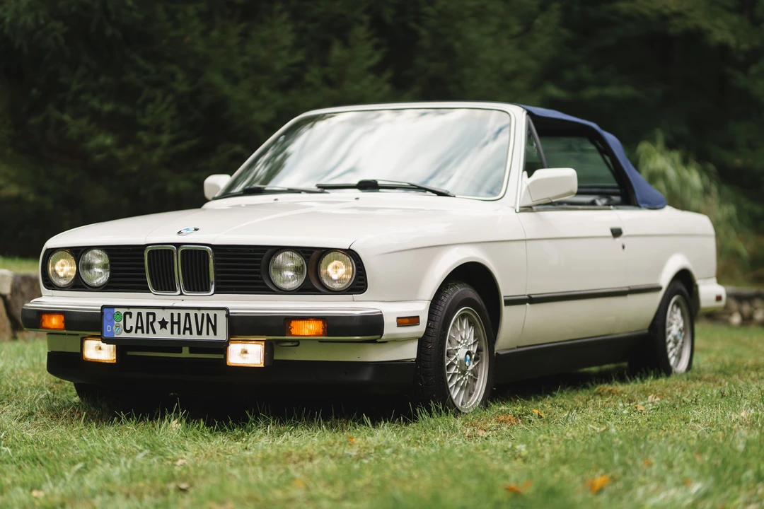 1988 BMW E30 3 Series - Image 19 of 31