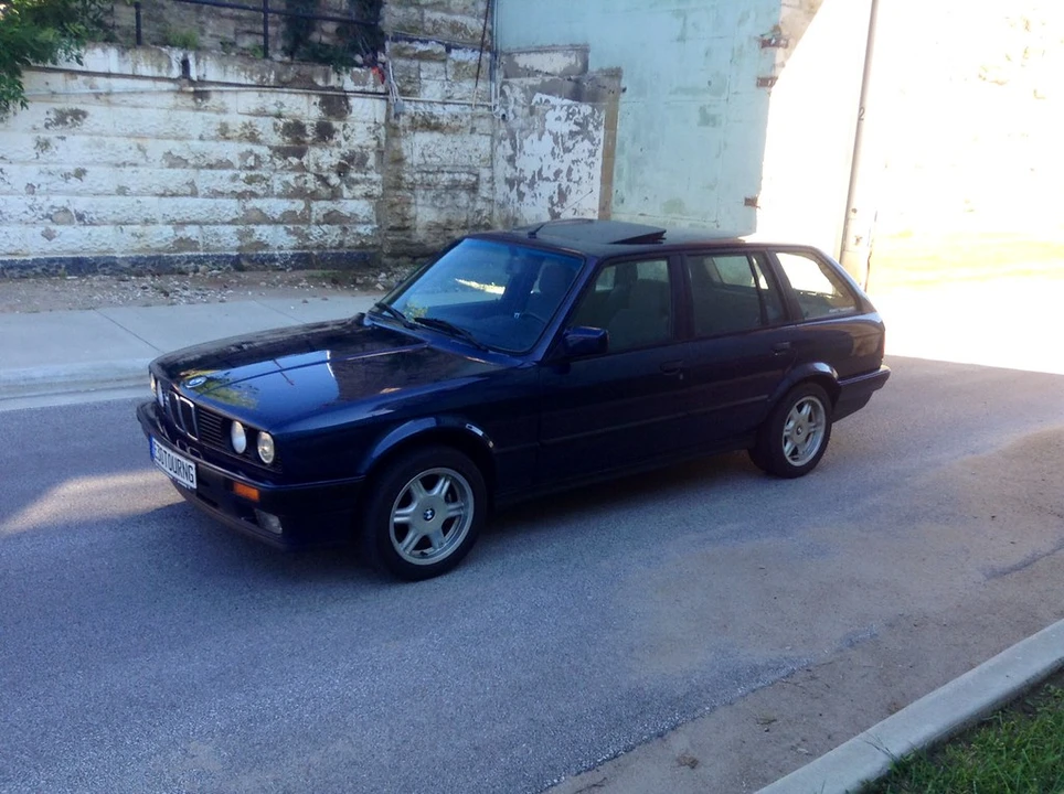 1988 BMW E30 3 Series - Image 4 of 31