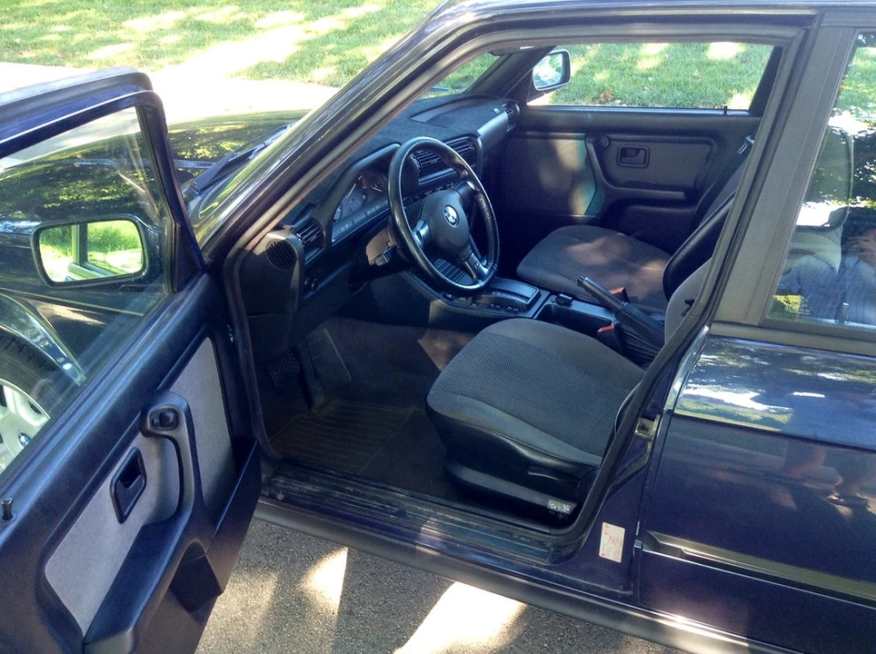 1988 BMW E30 3 Series - Image 17 of 31