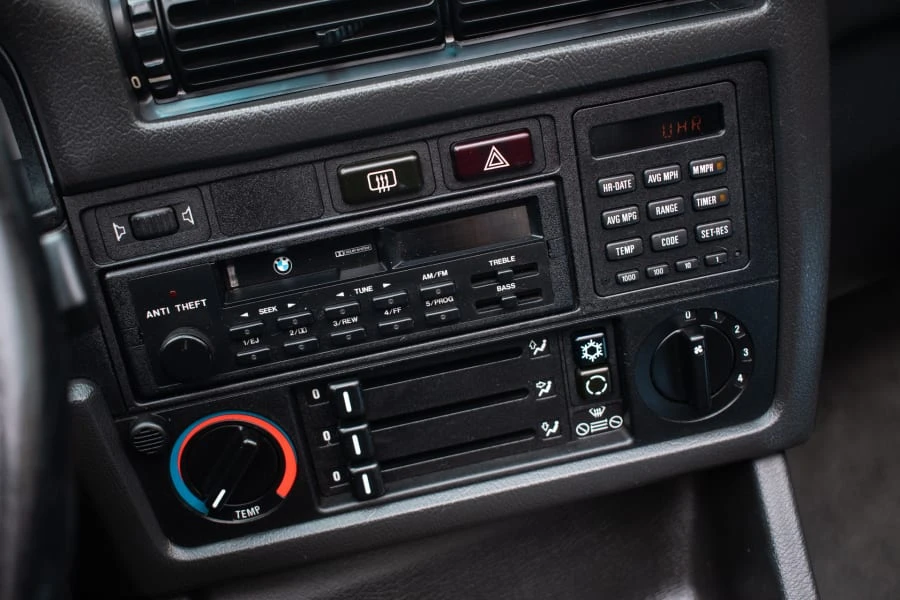 1988 BMW E30 3 Series - Image 10 of 27