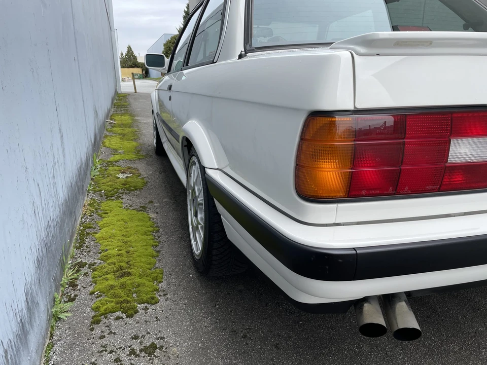 1988 BMW E30 3 Series - Image 11 of 31