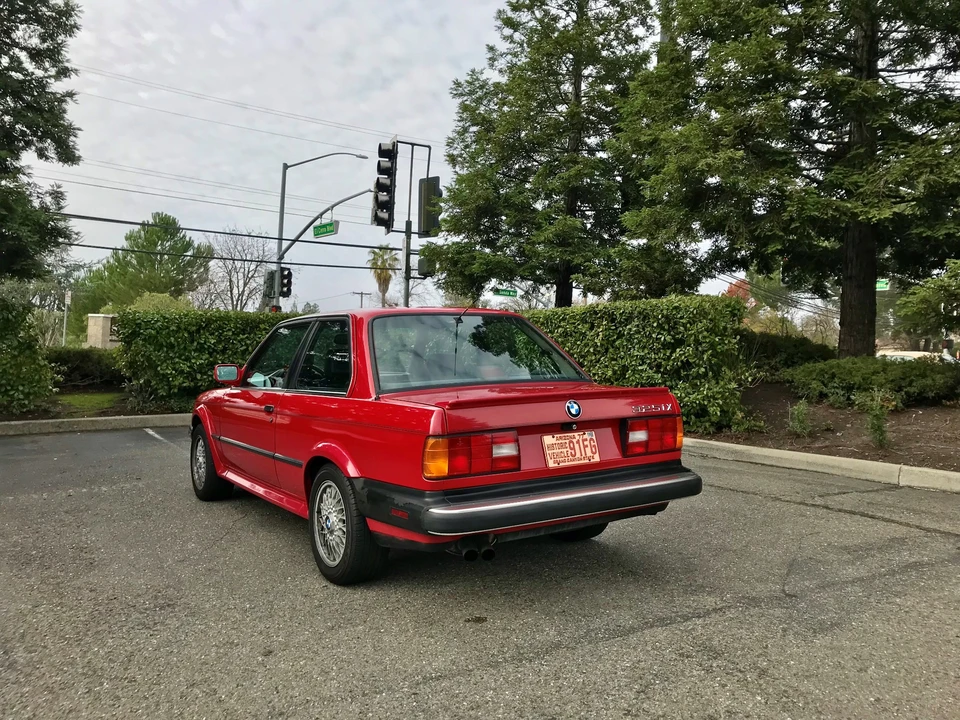 1988 BMW E30 3 Series - Image 15 of 31