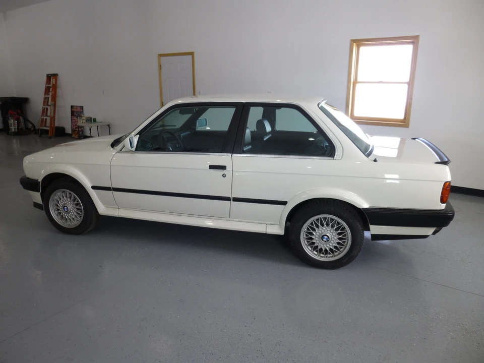 1988 BMW E30 3 Series - Image 29 of 31