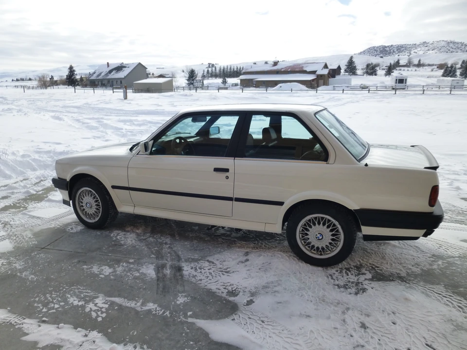1988 BMW E30 3 Series - Image 23 of 31