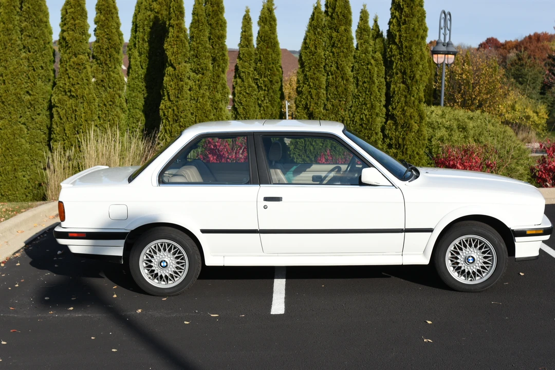 1988 BMW E30 3 Series - Image 30 of 31