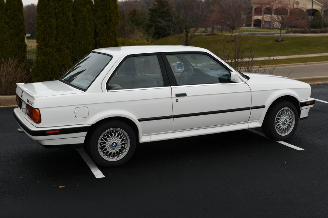 1988 BMW E30 3 Series - Image 12 of 31