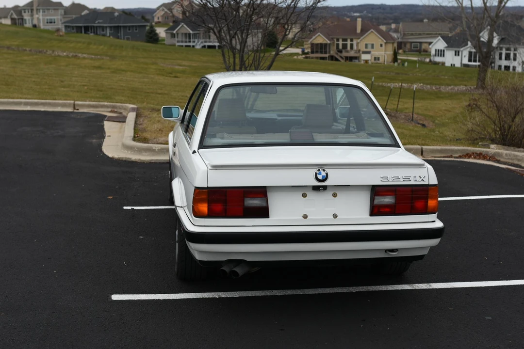 1988 BMW E30 3 Series - Image 17 of 31