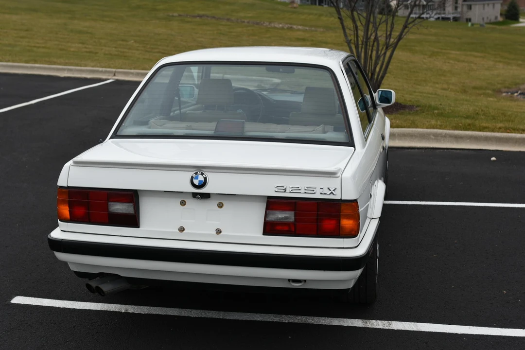 1988 BMW E30 3 Series - Image 15 of 31