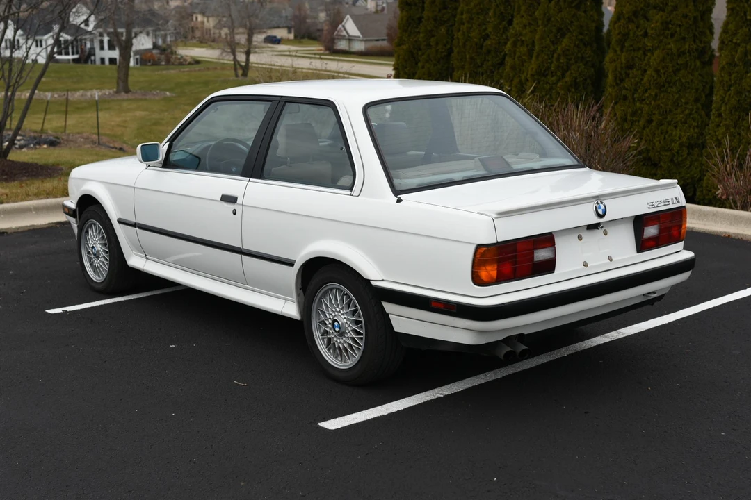 1988 BMW E30 3 Series - Image 21 of 31
