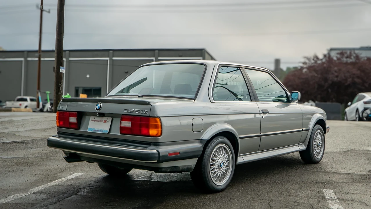 1988 BMW E30 3 Series - Image 7 of 31
