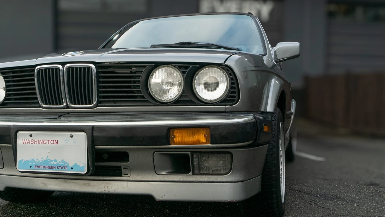 1988 BMW E30 3 Series - Image 14 of 31