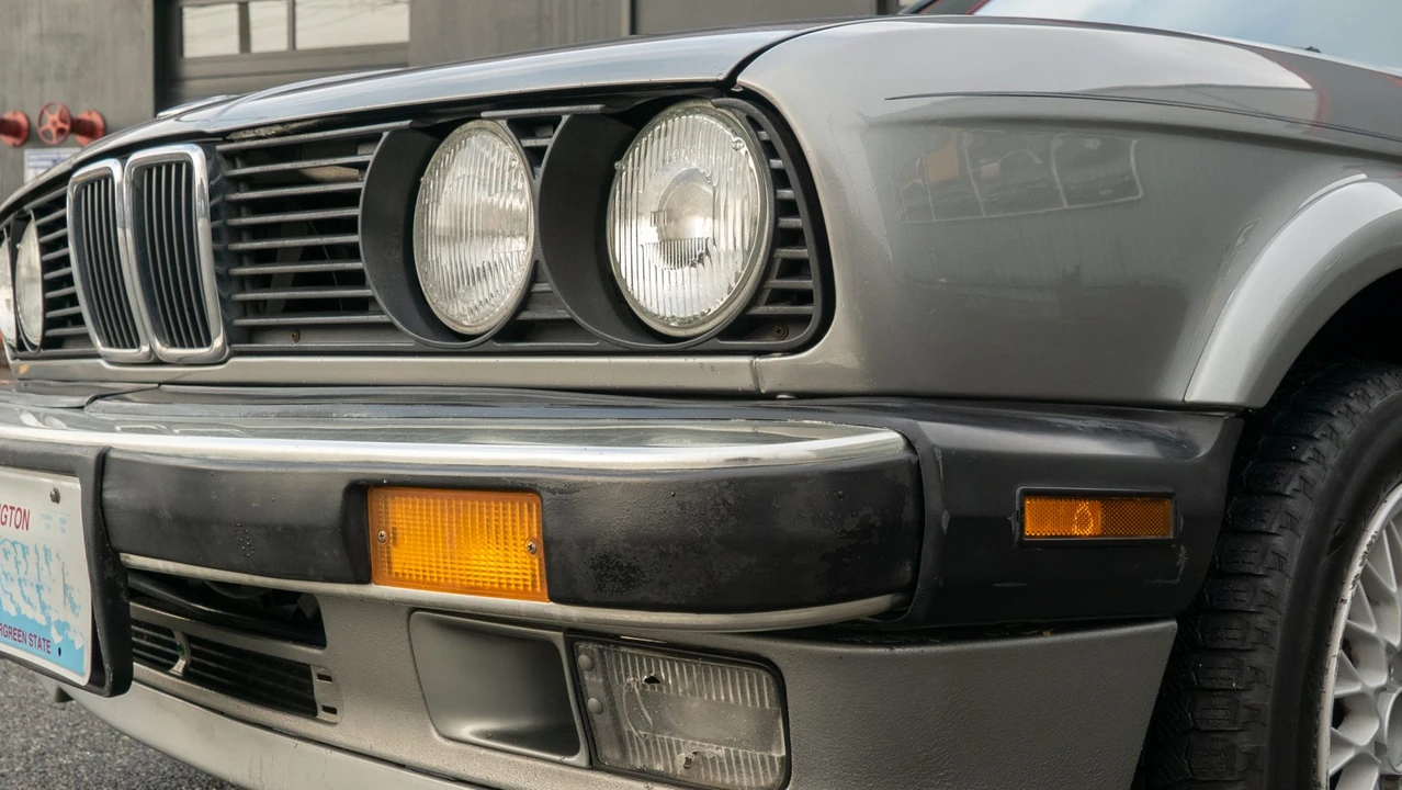 1988 BMW E30 3 Series - Image 16 of 31