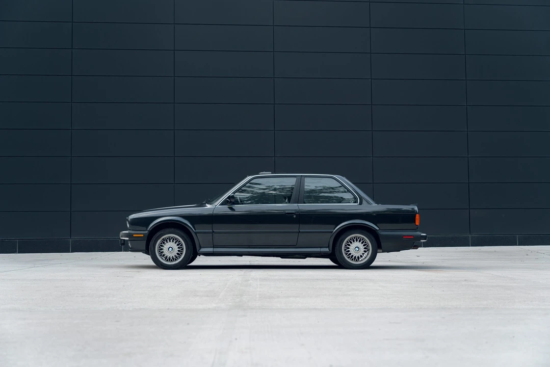 1988 BMW E30 3 Series - Image 9 of 31