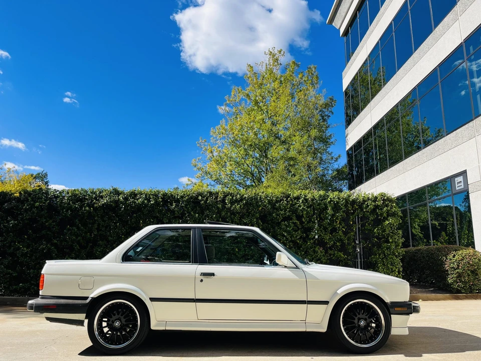 1988 BMW E30 3 Series - Image 25 of 31