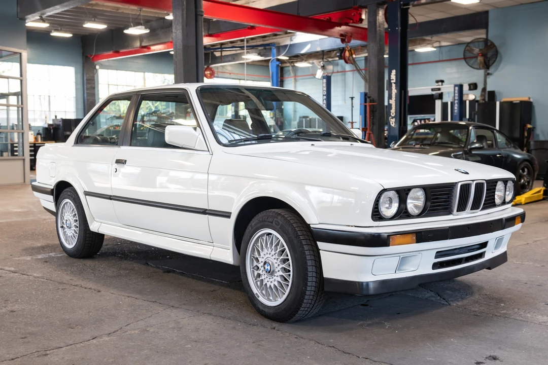 1988 BMW E30 3 Series - Image 2 of 31