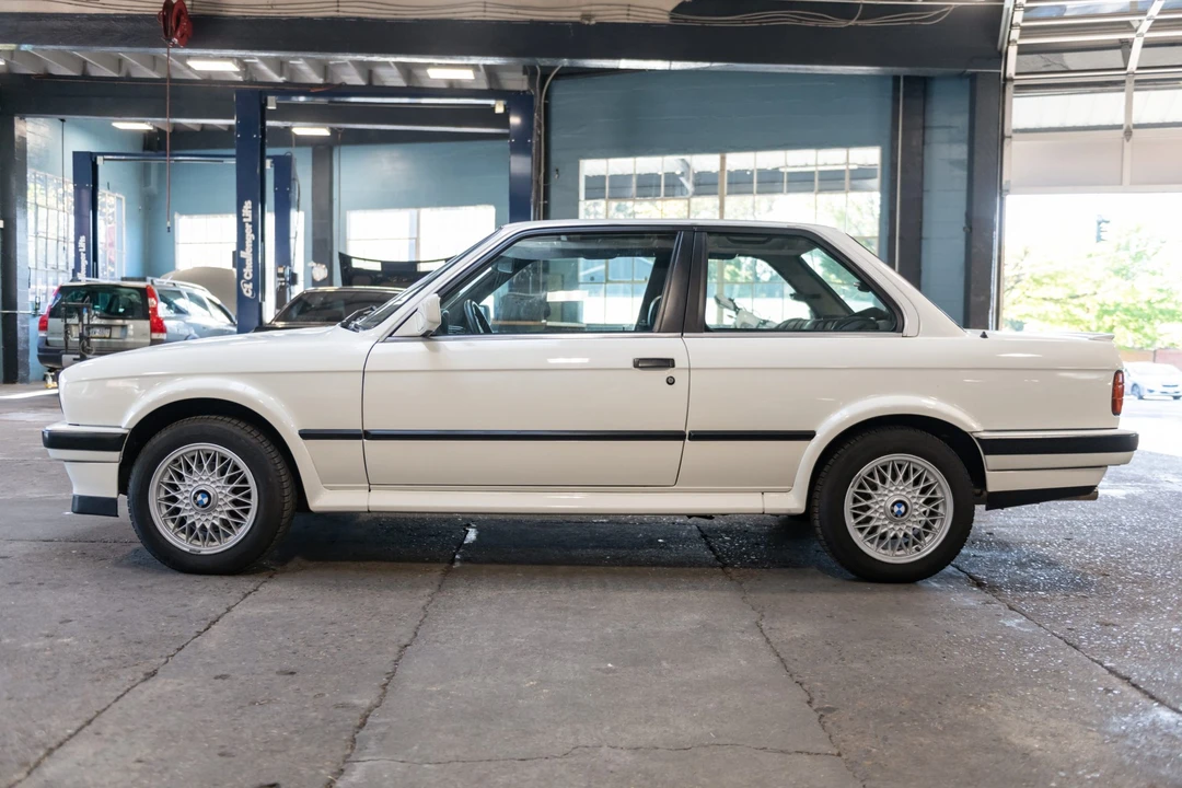1988 BMW E30 3 Series - Image 5 of 31