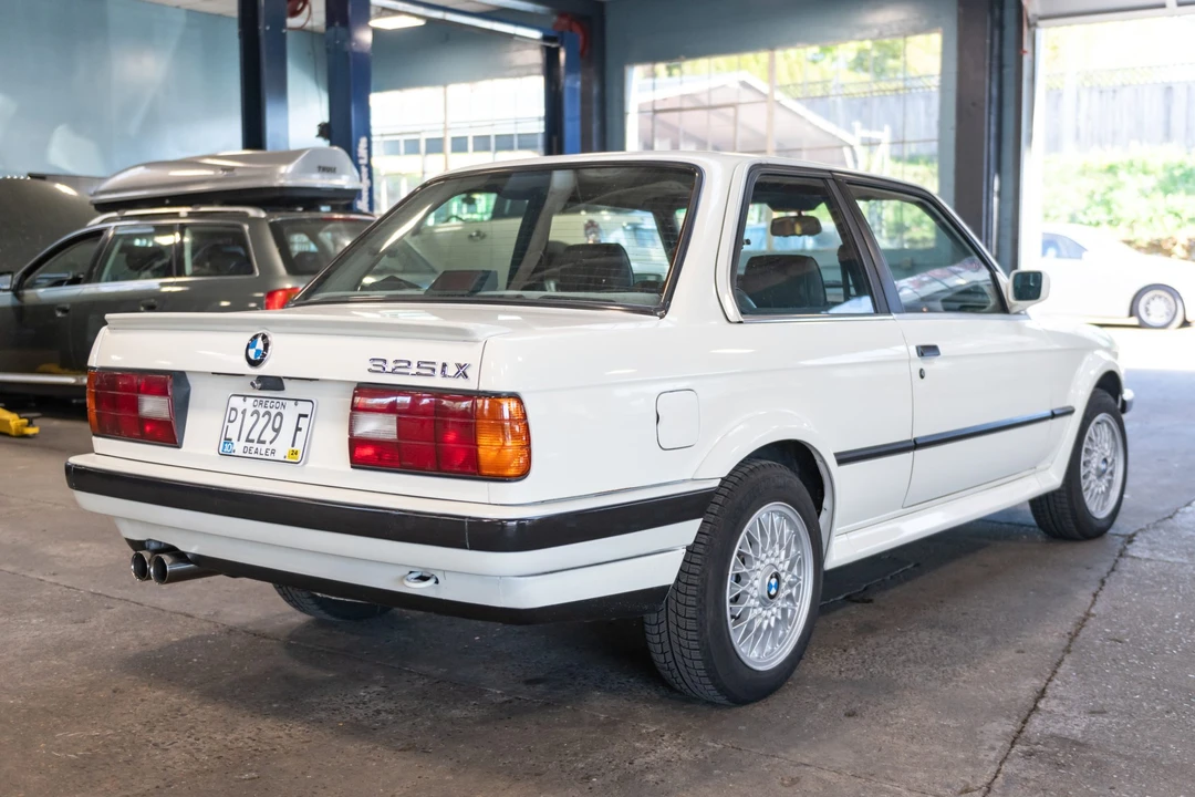 1988 BMW E30 3 Series - Image 8 of 31