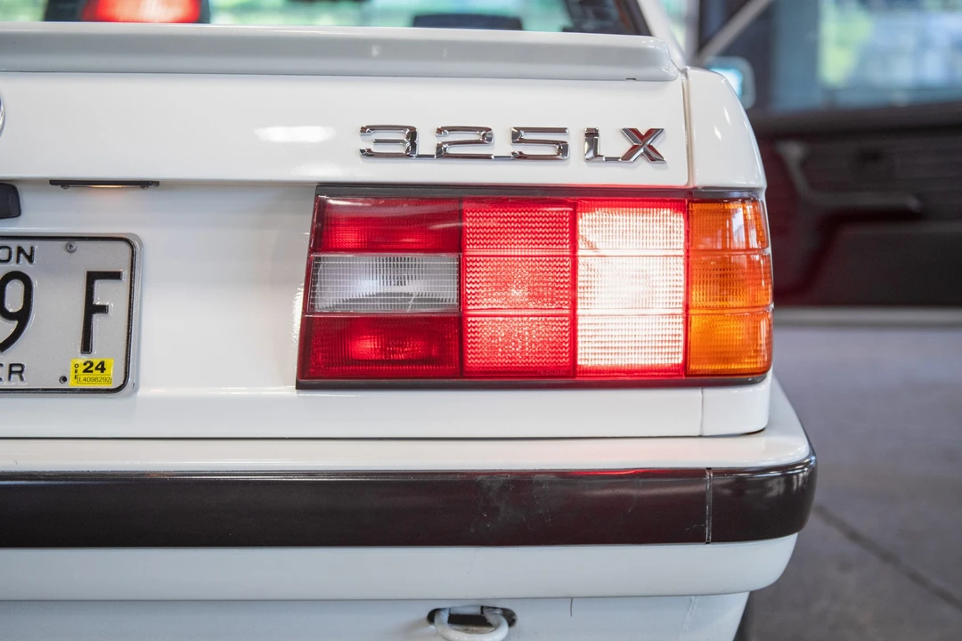 1988 BMW E30 3 Series - Image 17 of 31