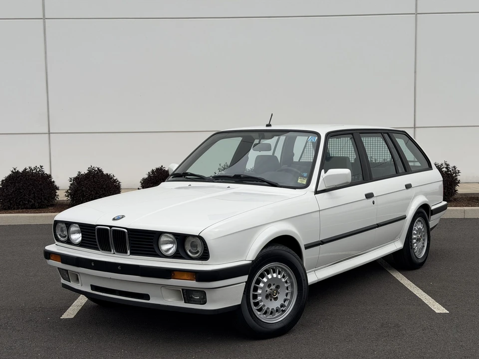 1988 BMW E30 3 Series - Image 2 of 31