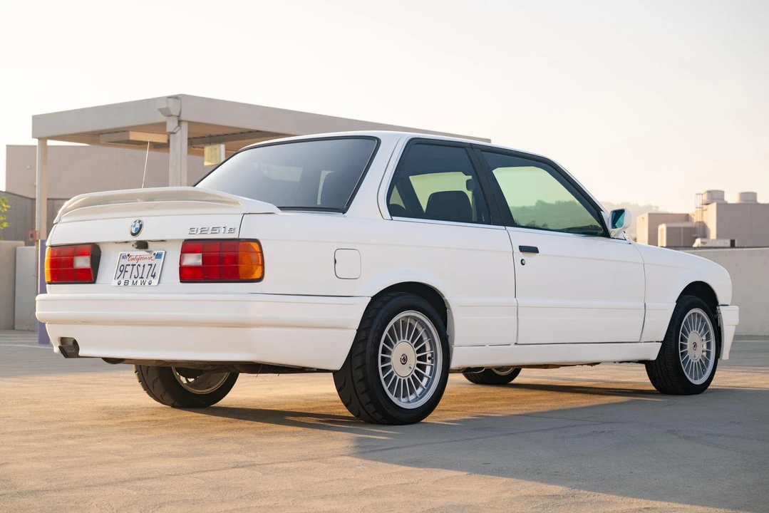 1988 BMW E30 3 Series - Image 15 of 31