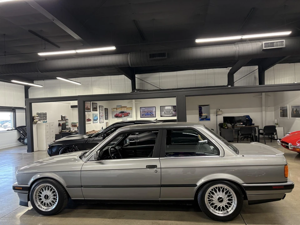 1988 BMW E30 3 Series - Image 30 of 31