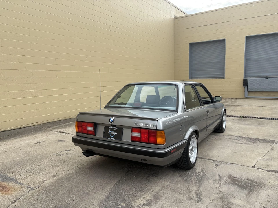 1988 BMW E30 3 Series - Image 9 of 31