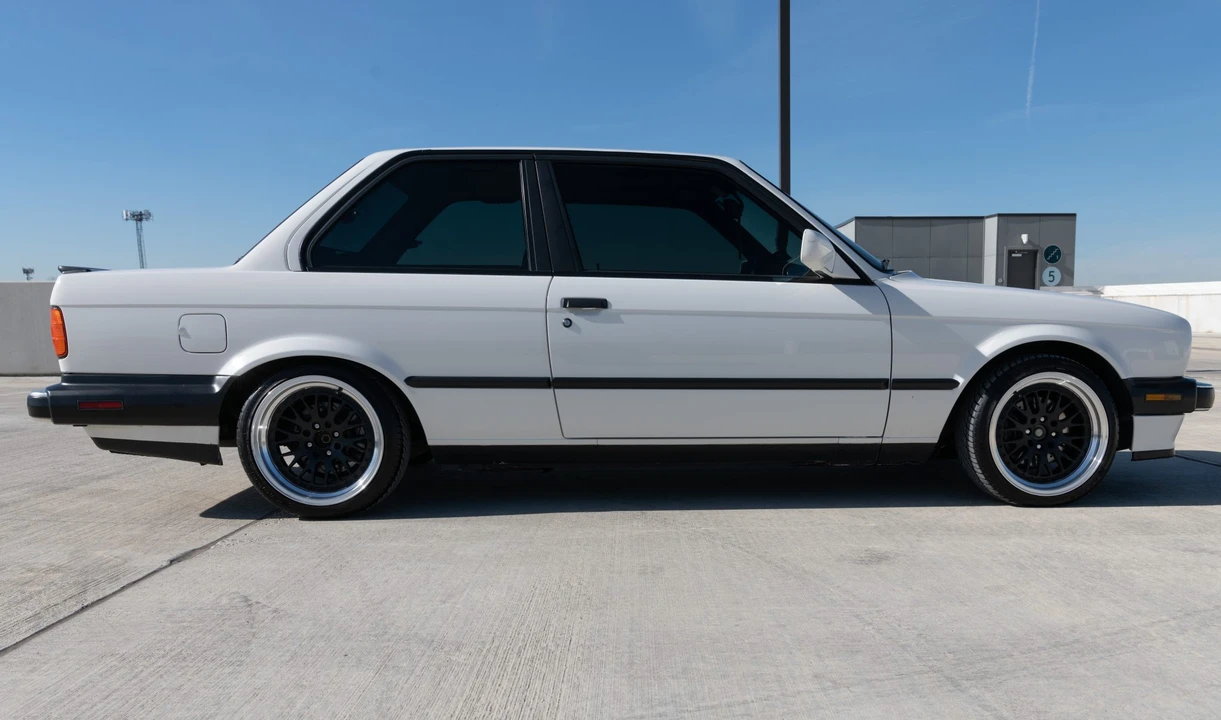 1988 BMW E30 3 Series - Image 4 of 31