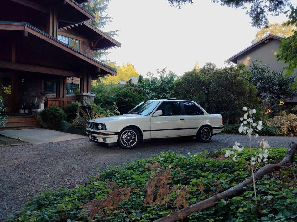 1988 BMW E30 3 Series - Image 11 of 31