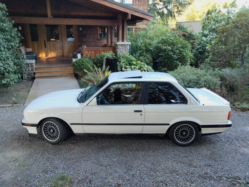 1988 BMW E30 3 Series - Image 12 of 31