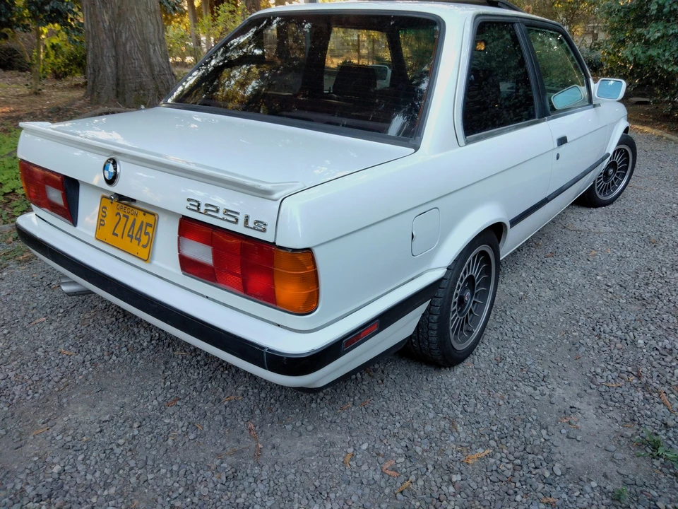 1988 BMW E30 3 Series - Image 19 of 31