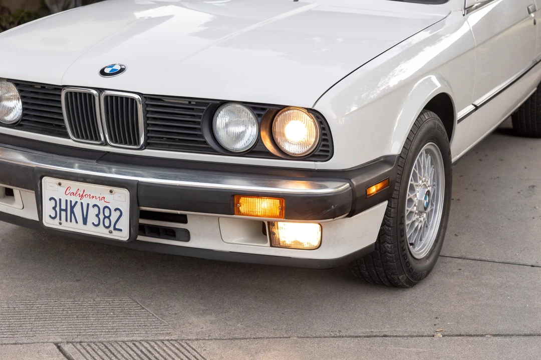 1988 BMW E30 3 Series - Image 13 of 31