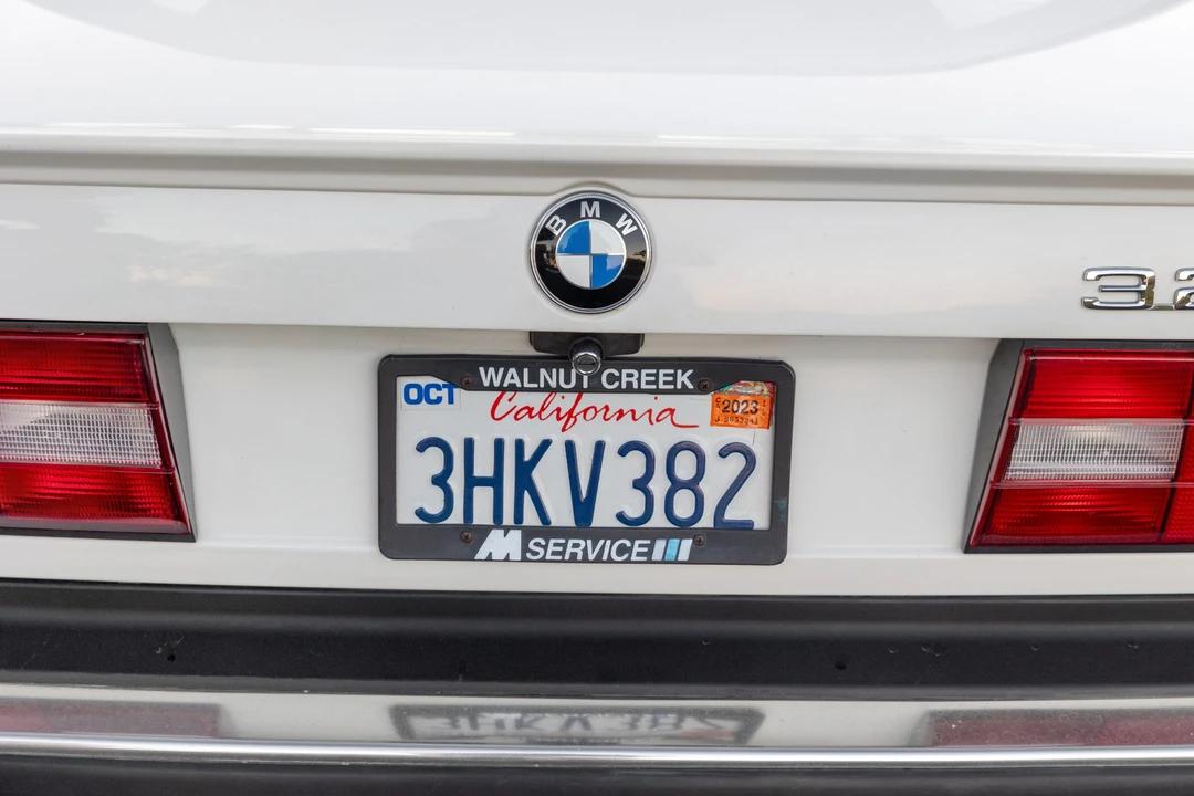 1988 BMW E30 3 Series - Image 25 of 31