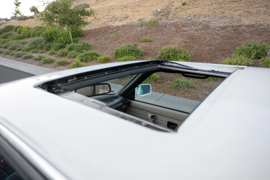 1988 BMW E30 3 Series - Image 20 of 31