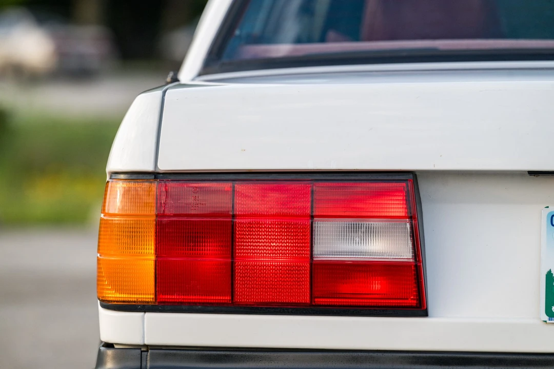 1988 BMW E30 3 Series - Image 17 of 31