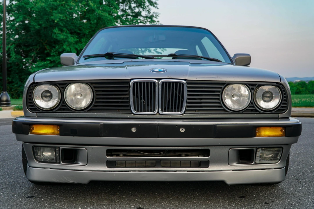 1988 BMW E30 3 Series - Image 2 of 31
