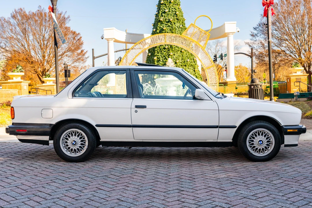 1988 BMW E30 3 Series - Image 3 of 31