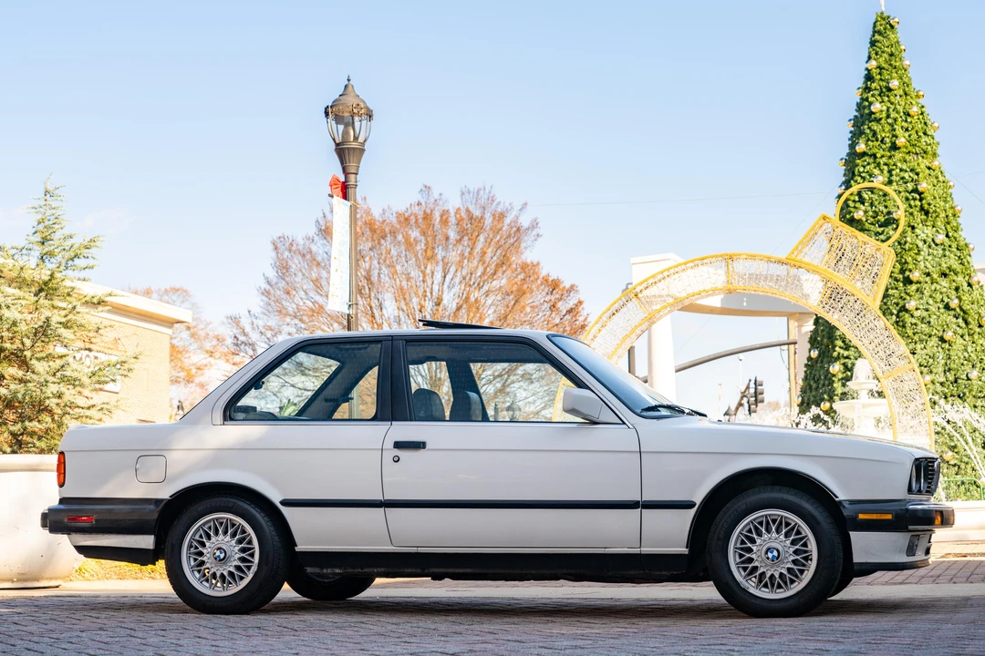1988 BMW E30 3 Series - Image 18 of 31