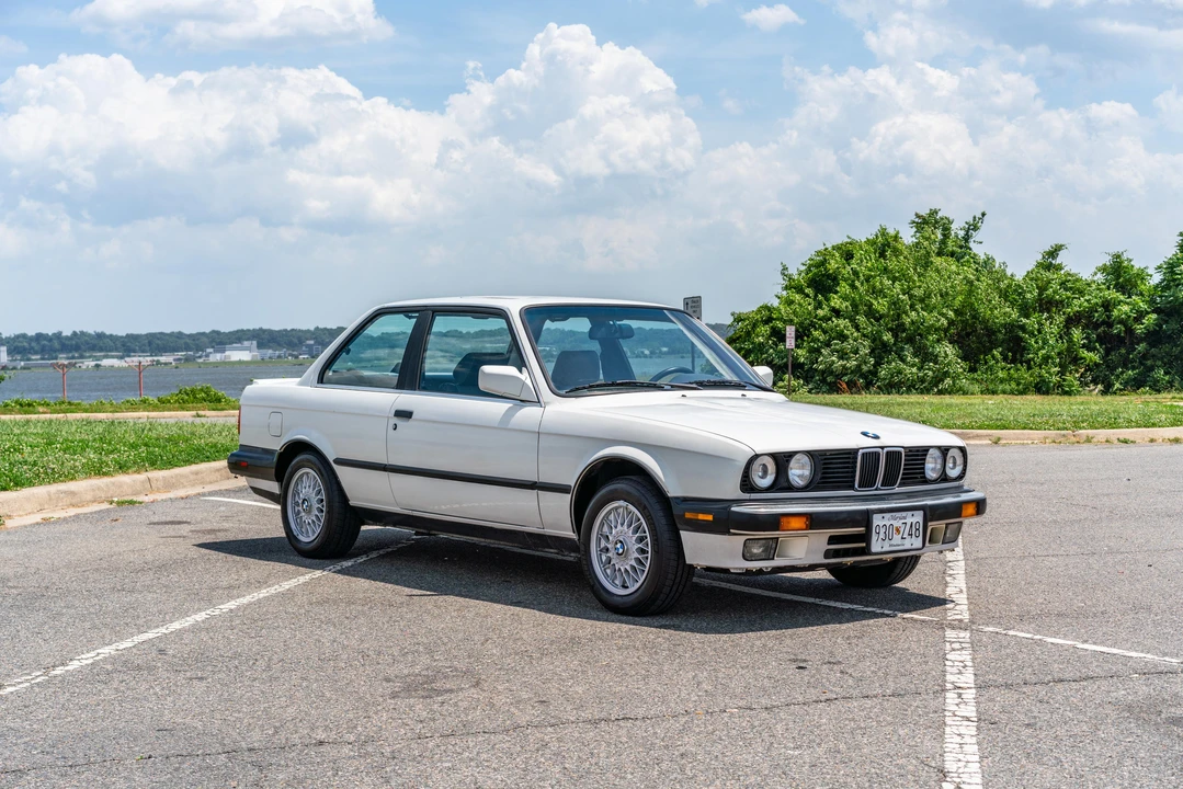 1988 BMW E30 3 Series - Image 17 of 31