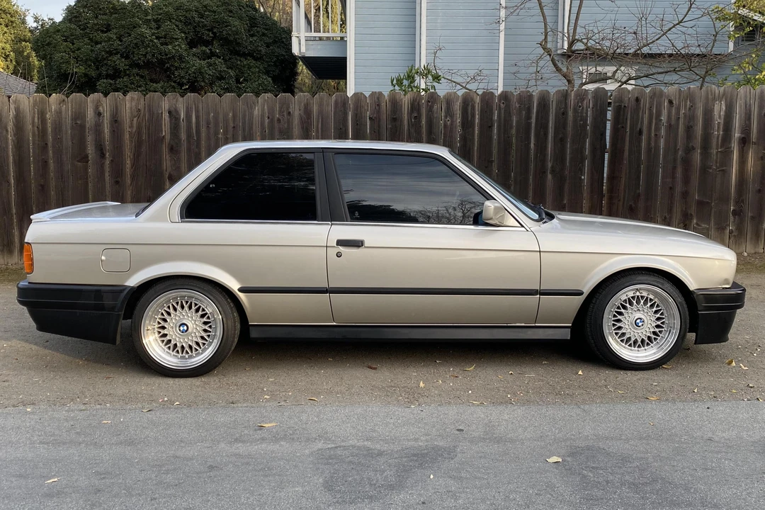 1988 BMW E30 3 Series - Image 3 of 31