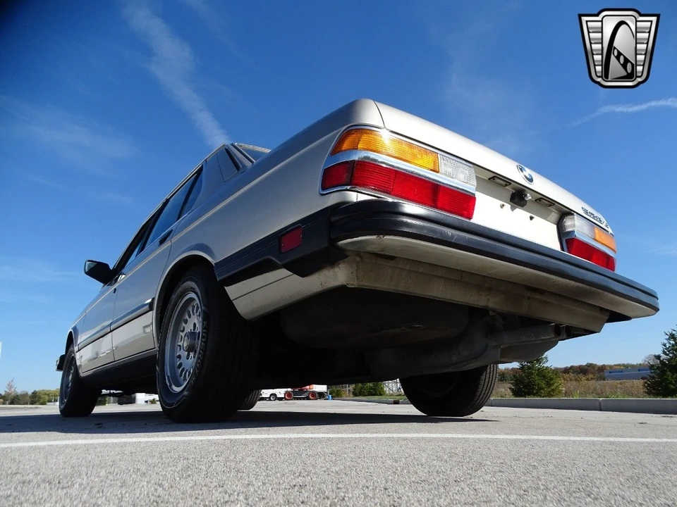 1988 BMW E28 5 Series - Image 5 of 12
