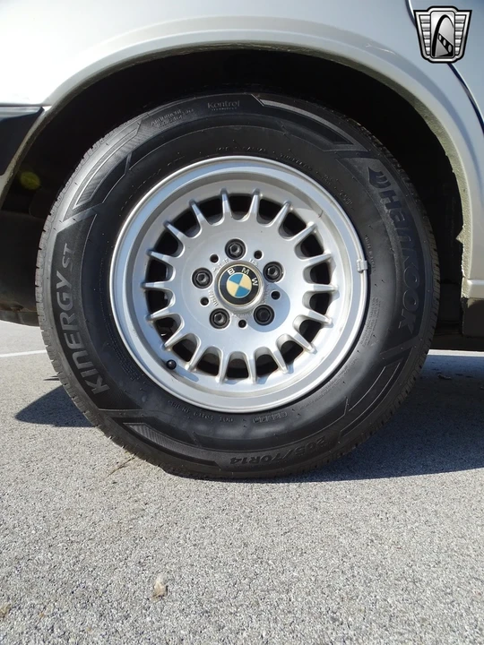 1988 BMW E28 5 Series - Image 16 of 21