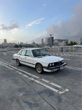 1988 BMW 5 Series 535i Sedan 4D