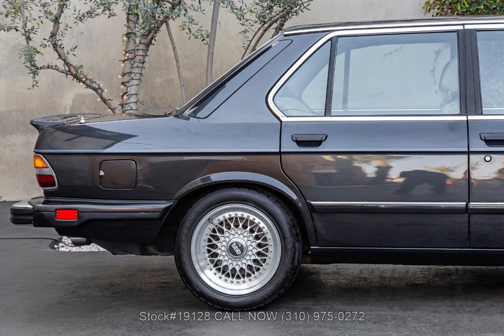 1988 BMW E28 5 Series - Image 11 of 12