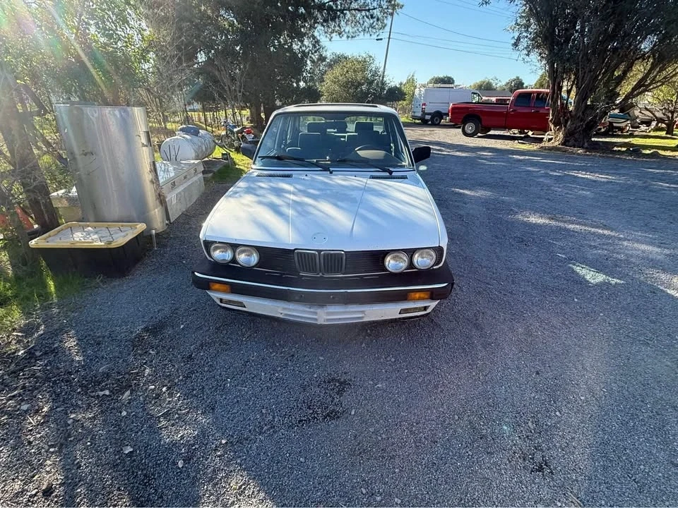 1988 BMW E28 5 Series - Image 2 of 10
